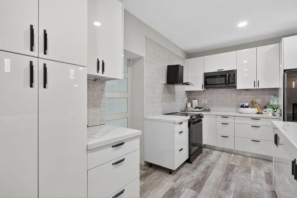 11910 Glenmore Drive Coral Springs FL 33071