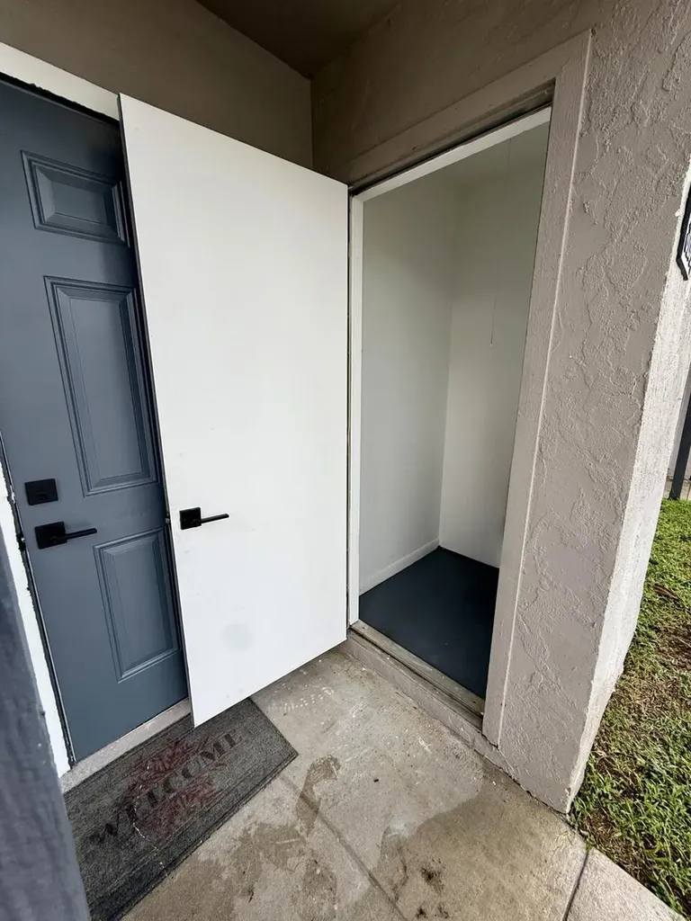 3104 Poolside Drive Greenacres FL 33463