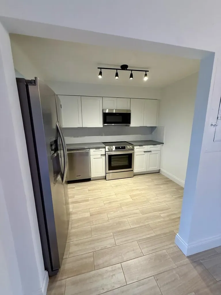 3104 Poolside Drive Greenacres FL 33463
