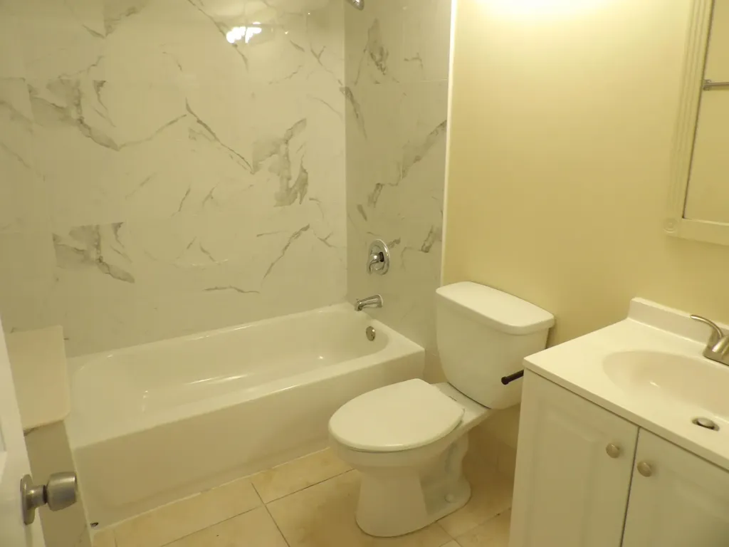 623 Sea Pine Way Greenacres FL 33415