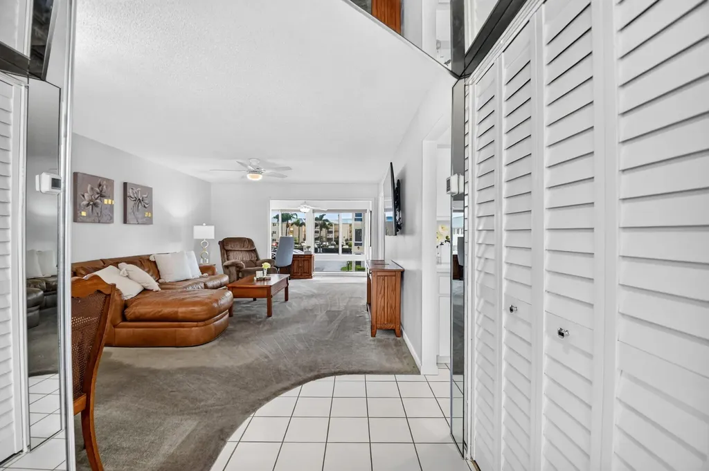 25 Colonial Club Drive Boynton Beach FL 33435