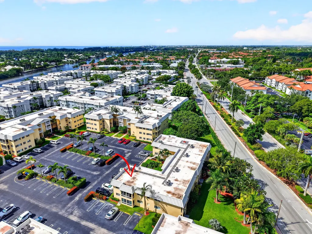 25 Colonial Club Drive Boynton Beach FL 33435