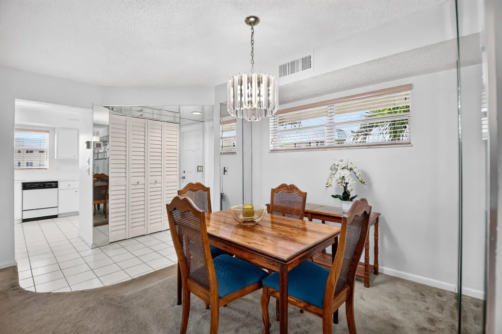 25 Colonial Club Drive Boynton Beach FL 33435