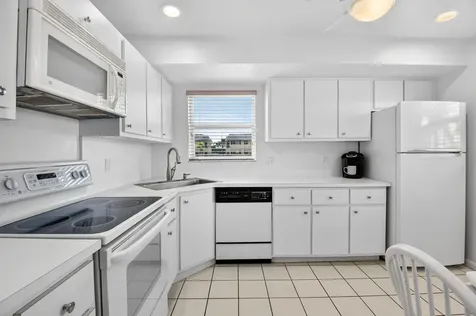 25 Colonial Club Drive Boynton Beach FL 33435