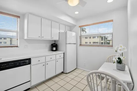 25 Colonial Club Drive Boynton Beach FL 33435