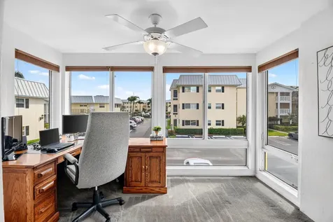 25 Colonial Club Drive Boynton Beach FL 33435