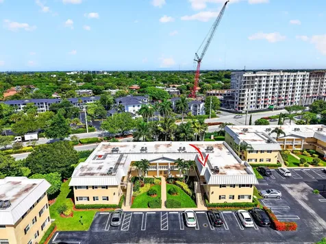 25 Colonial Club Drive Boynton Beach FL 33435