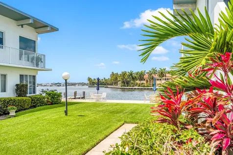 425 Bayshore Drive Fort Lauderdale FL 33304