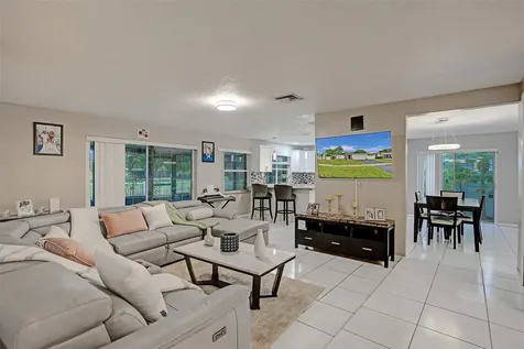 7008 NW 81st Street Tamarac FL 33321