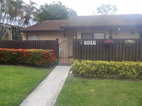 604 Sea Pine Way Greenacres FL 33415