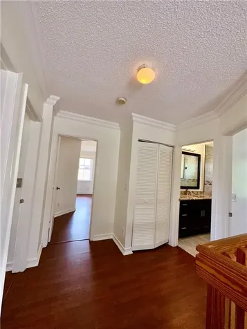 7470 NW 1st Place Plantation FL 33317