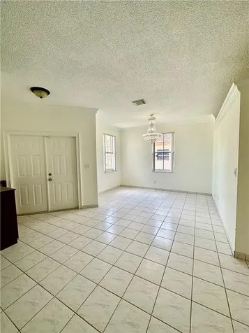 7470 NW 1st Place Plantation FL 33317