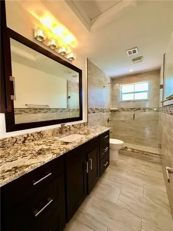 7470 NW 1st Place Plantation FL 33317