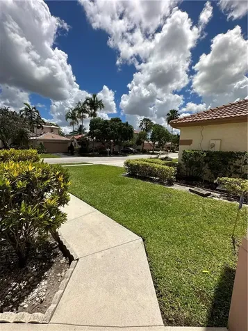 7470 NW 1st Place Plantation FL 33317