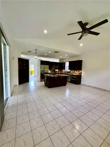 7470 NW 1st Place Plantation FL 33317