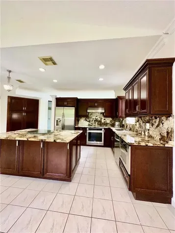 7470 NW 1st Place Plantation FL 33317