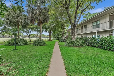 2510 Riverside Drive Coral Springs FL 33065