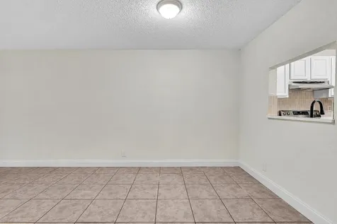 2510 Riverside Drive Coral Springs FL 33065