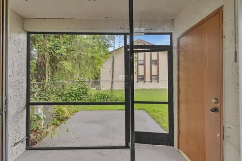 2510 Riverside Drive Coral Springs FL 33065
