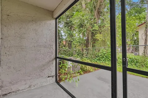 2510 Riverside Drive Coral Springs FL 33065