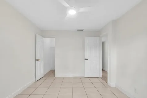 2510 Riverside Drive Coral Springs FL 33065