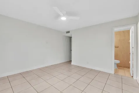 2510 Riverside Drive Coral Springs FL 33065