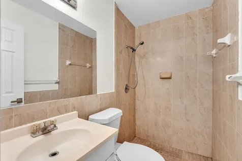 2510 Riverside Drive Coral Springs FL 33065