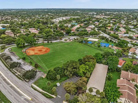 2510 Riverside Drive Coral Springs FL 33065