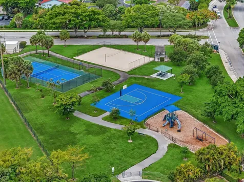 2510 Riverside Drive Coral Springs FL 33065