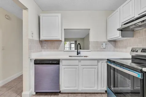 2510 Riverside Drive Coral Springs FL 33065