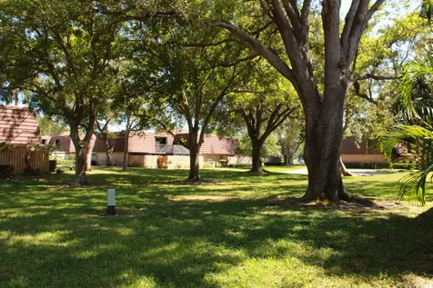 716 7th Lane Palm Beach Gardens FL 33418