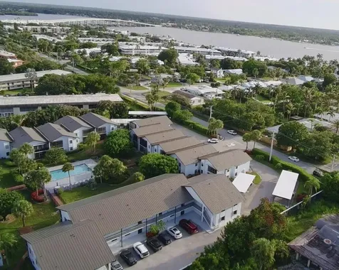 1811 SW Palm City Road Stuart FL 34994