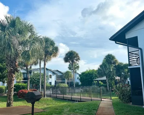 1811 SW Palm City Road Stuart FL 34994