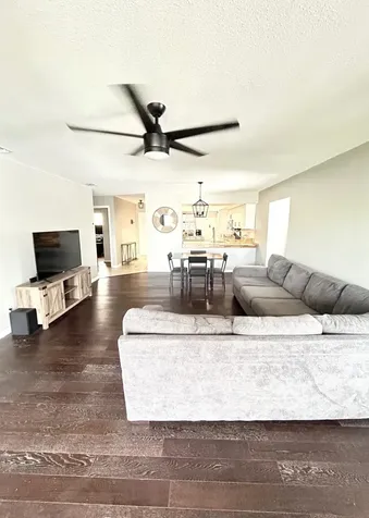 1811 SW Palm City Road Stuart FL 34994
