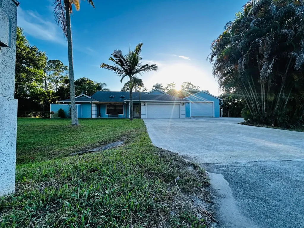 17971 Mellen Lane Jupiter FL 33478