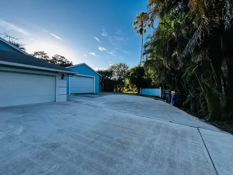 17971 Mellen Lane Jupiter FL 33478