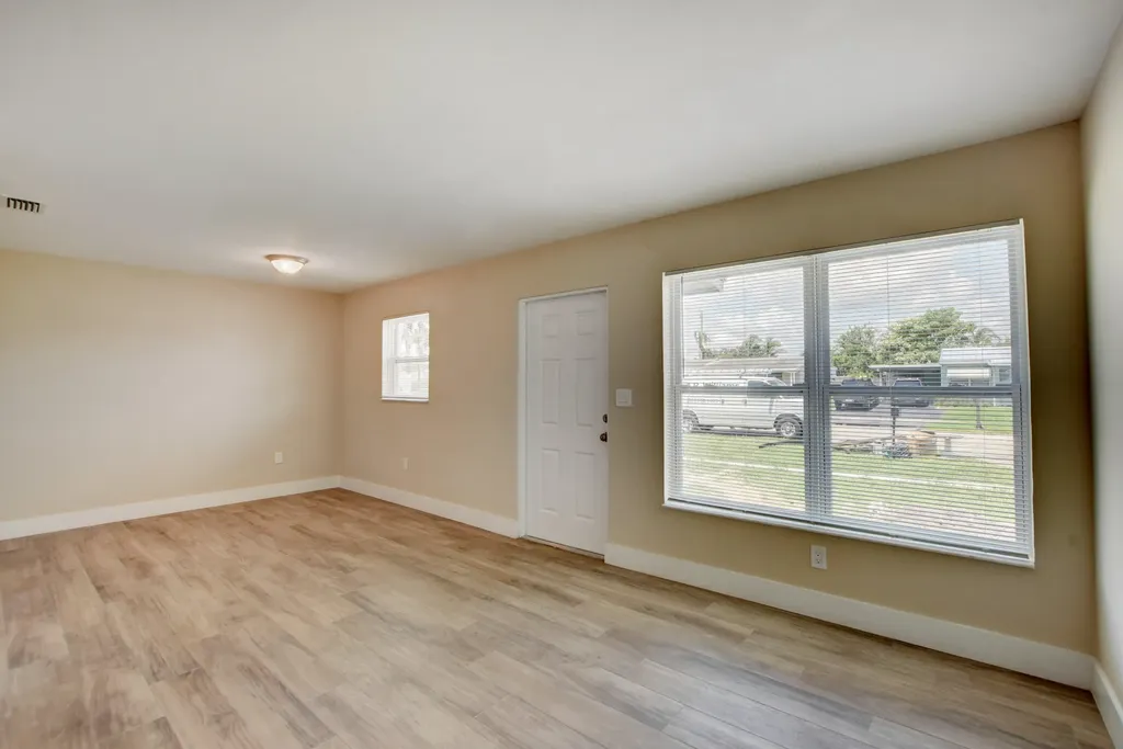 9188 Birmingham Drive Palm Beach Gardens FL 33410