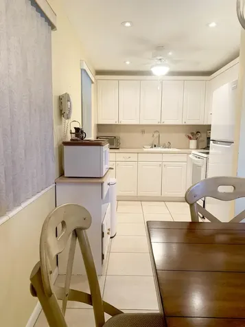 81 Kingswood E West Palm Beach FL 33417