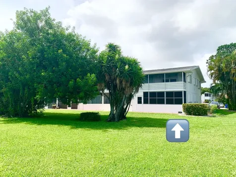 81 Kingswood E West Palm Beach FL 33417