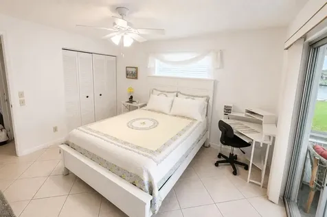 567 Burgundy L Delray Beach FL 33484
