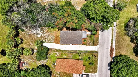 426 N 19th Street Fort Pierce FL 34950