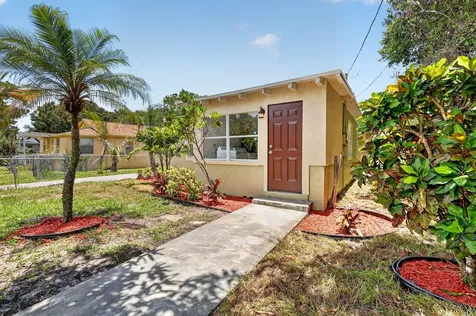 426 N 19th Street Fort Pierce FL 34950