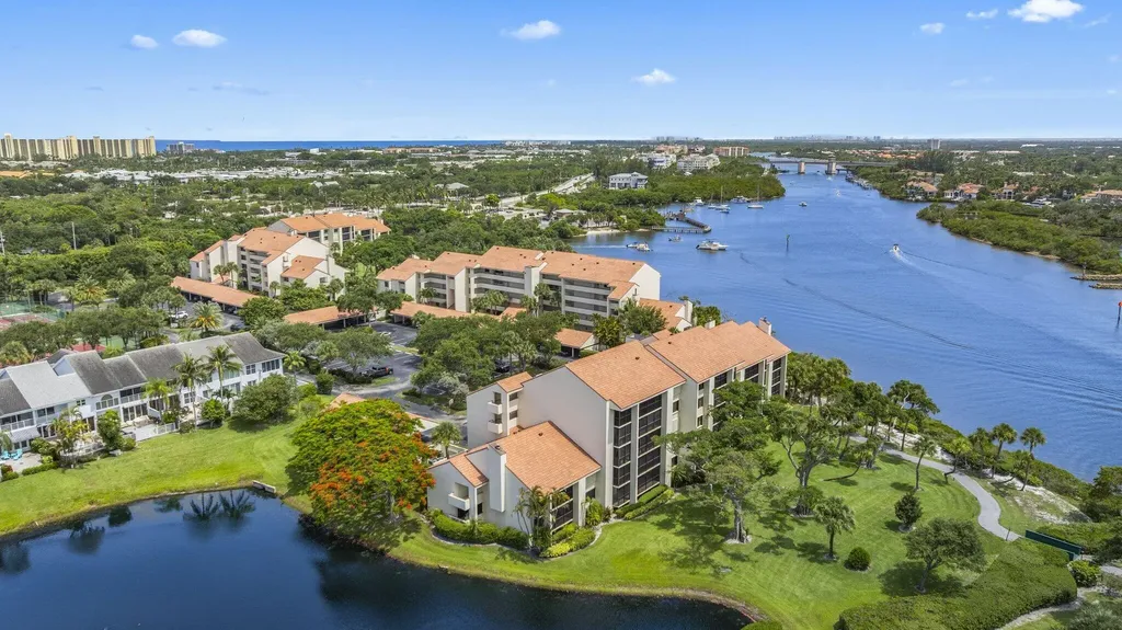 1000 N Us Highway 1 Jupiter FL 33477