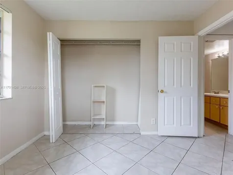 10106 Twin Lakes Drive Coral Springs FL 33071