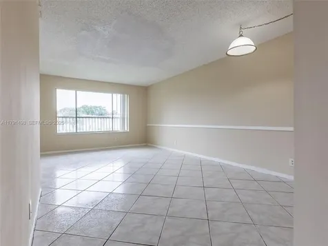 10106 Twin Lakes Drive Coral Springs FL 33071