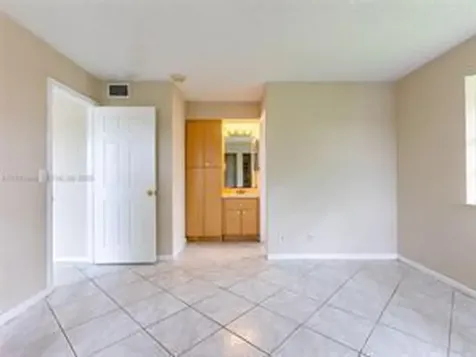 10106 Twin Lakes Drive Coral Springs FL 33071