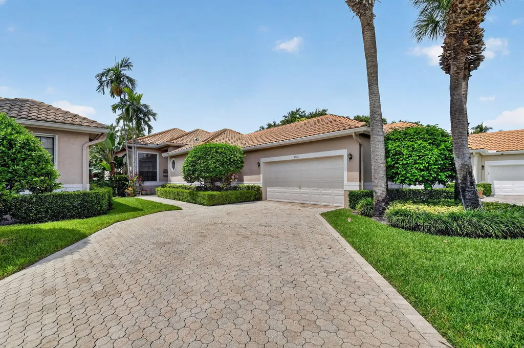 4548 Barclay Fair Way Lake Worth FL 33449