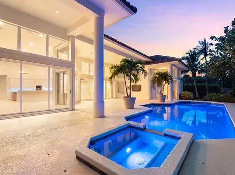 6841 SE Harbor Circle Hutchinson Island FL 34996