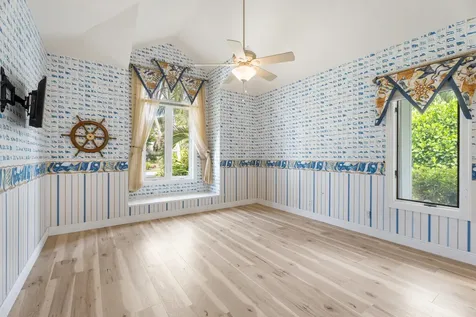6841 SE Harbor Circle Hutchinson Island FL 34996