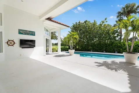 6841 SE Harbor Circle Hutchinson Island FL 34996